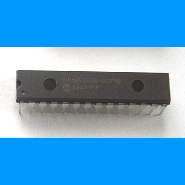 P18F2550 : PIC 18F2550-I/SP avec Interface USB